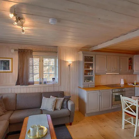 Apartment By Cross-country And Alpine Slopes Beitostolen
